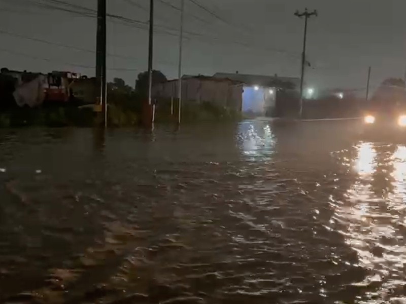 Lluvias causan afectaciones en 4 municipios del EDOMEX