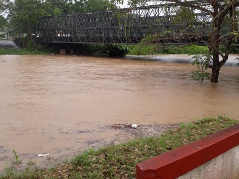 Lluvias causan afectaciones en Agua Dulce