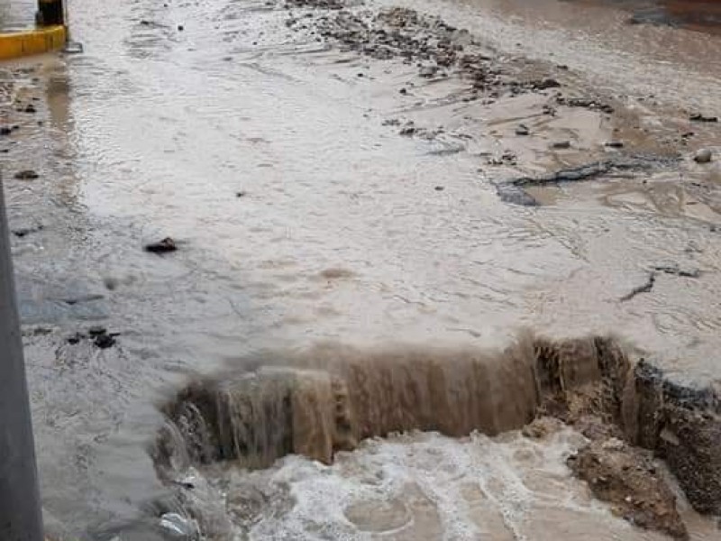 Lluvias causan afectaciones en calles de San Gabriel Chilac
