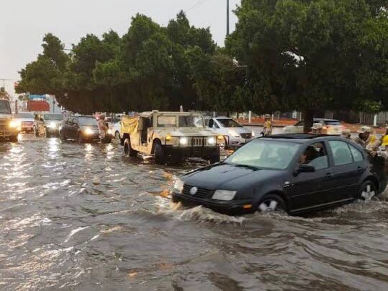 Lluvias causaron desperfectos e incidentes en la ciudad