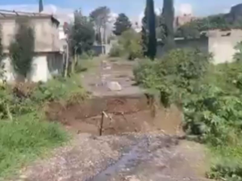 Lluvias colapsan puente en Puebla y afectan conexión entre dos colonias