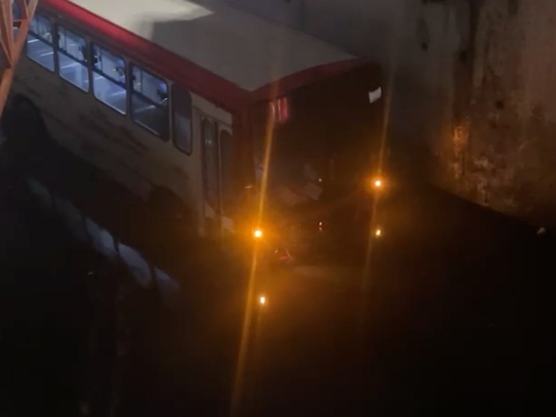 Lluvias colapsaron vialidades en el Valle de Toluca