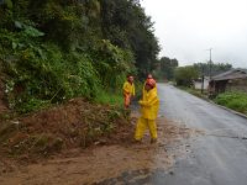 Lluvias dejan afectaciones en municipios de Puebla