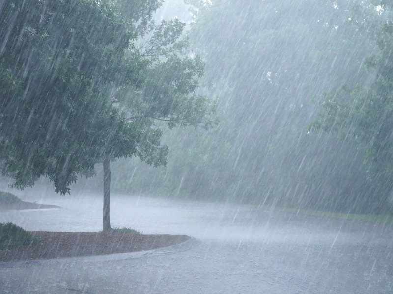 Lluvias dejan más de 300 comunidades incomunicadas en México