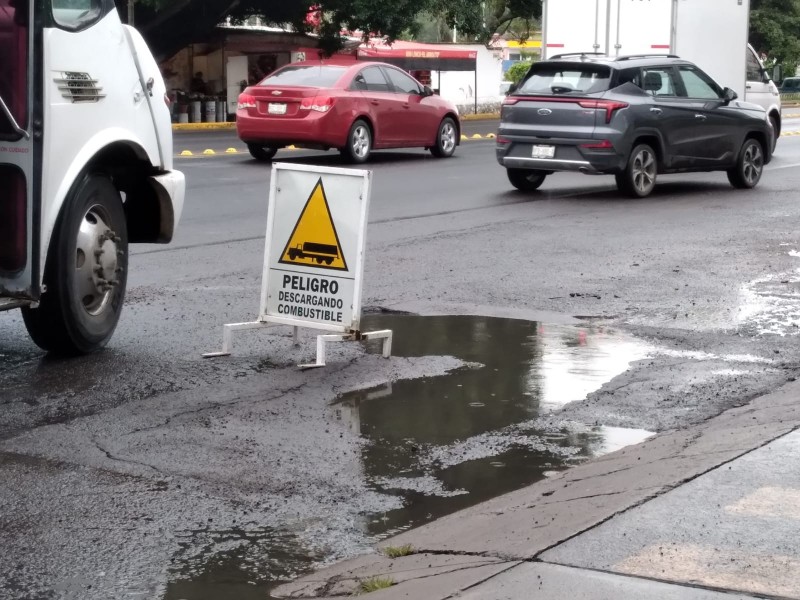 Lluvias empeoran bache de la avenida Insurgentes