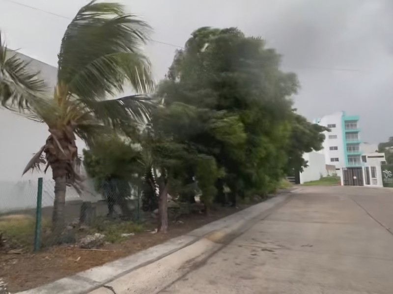 Lluvias Fuertes y Rachas de Viento este miércoles en Mazatlán