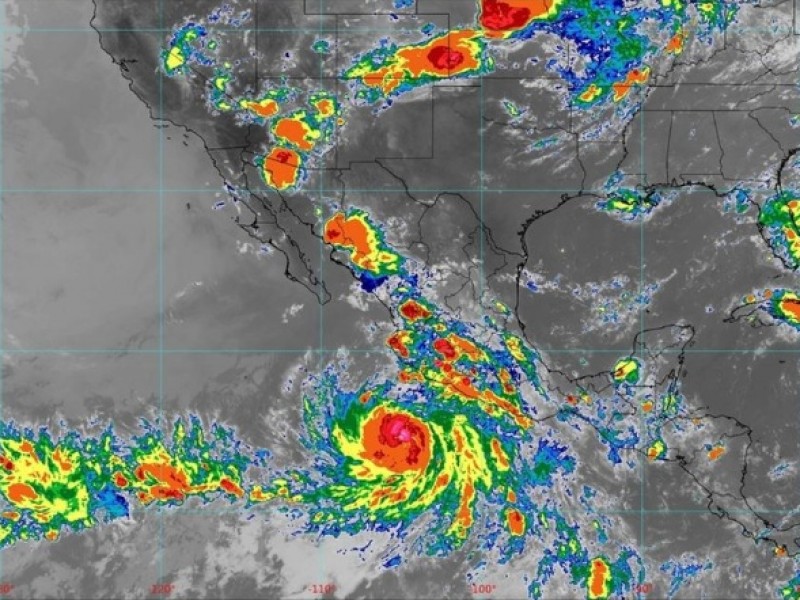Lluvias intensas en Jalisco y Nayarit por huracán “Estelle”