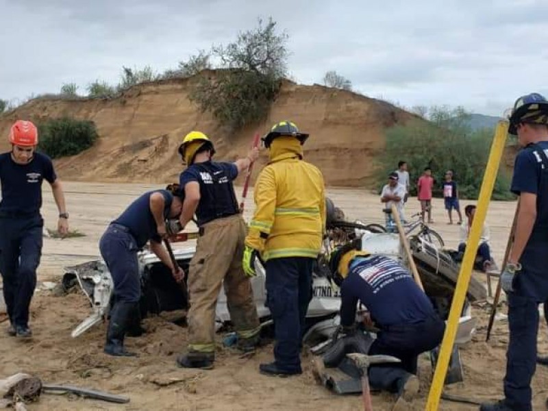 Lluvias intensas provocan crecidas de arroyos