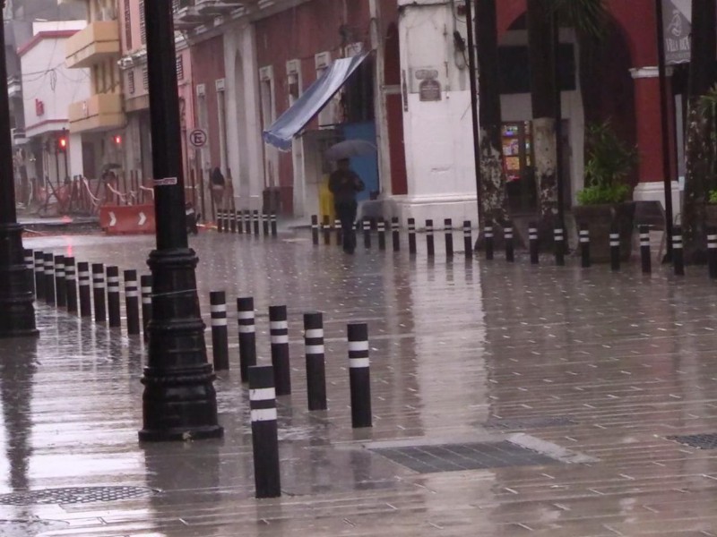 Lluvias intermitentes este lunes en la zona conurbada