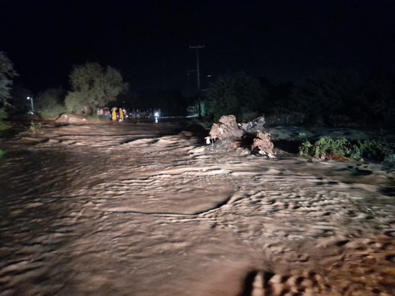 Lluvias inundan poblados del municipio de Lerdo