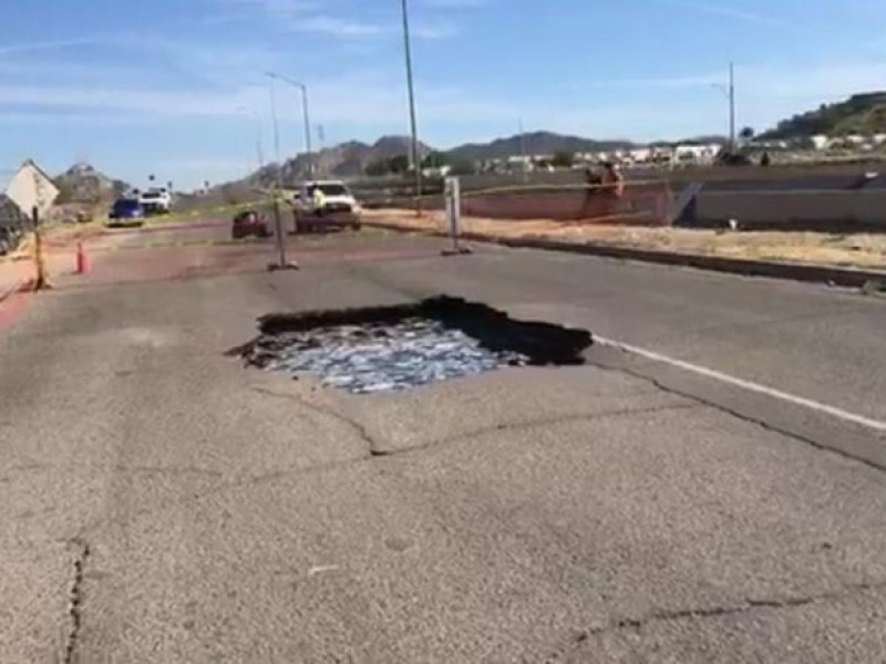 Lluvias ocasionan socavones y deslaves en Hermosillo