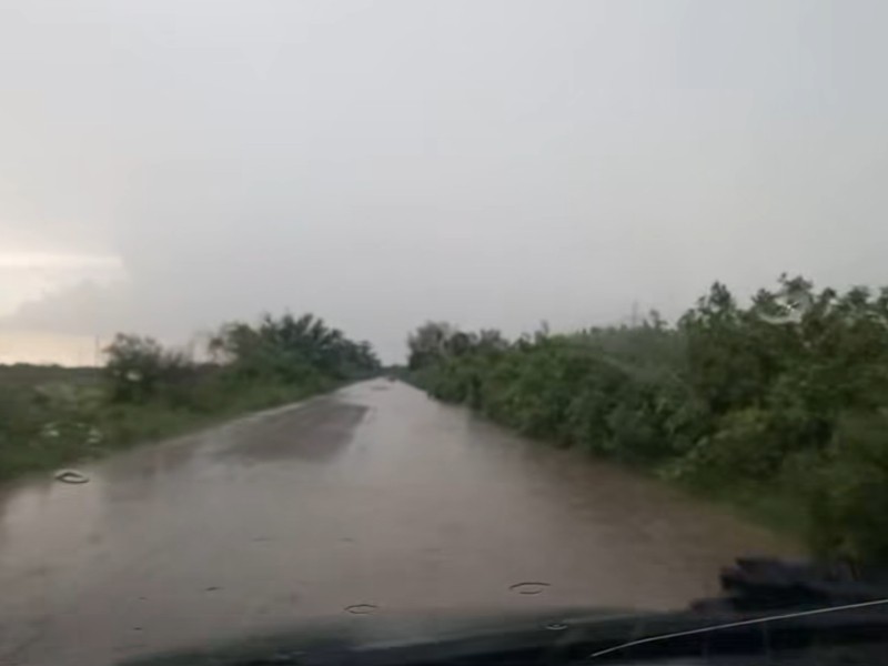 Lluvias provoca severos encharcamientos en Sinaloa Municipio