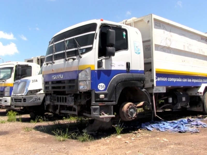 Lluvias provocan descomposturas en camiones recolectores de basura