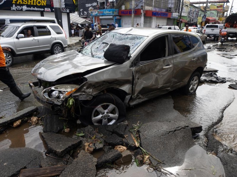 Lluvias torrenciales dejan 24 muertos en República Dominicana