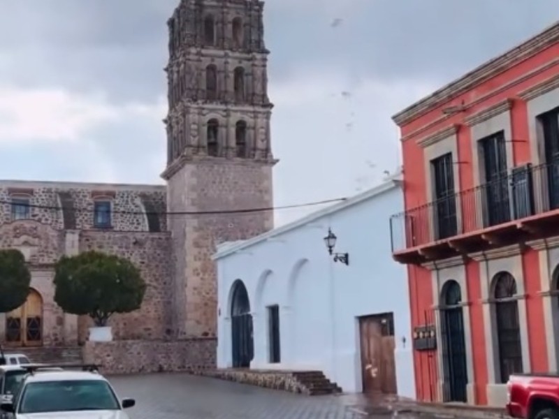 Lluvias traen alivio y turismo a Álamos: crece la actividad en comercios