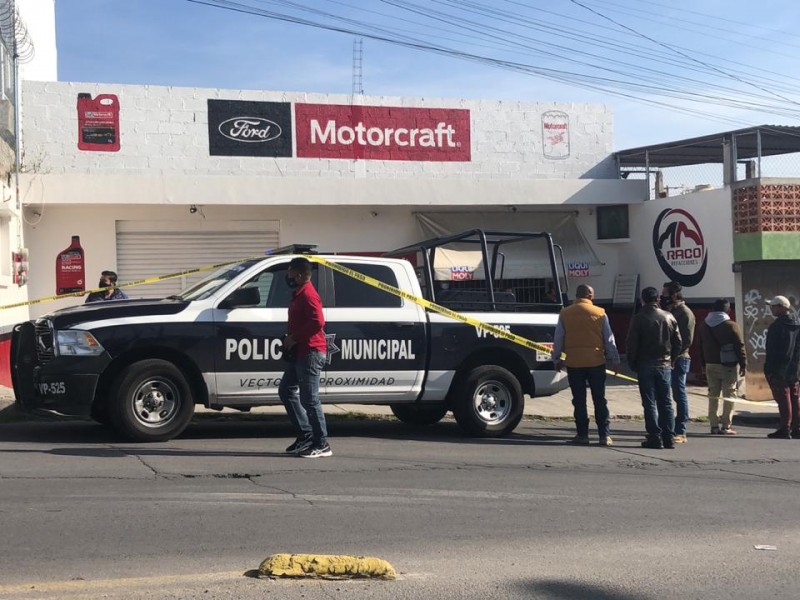 Lo atrapan robando y lo golpean en Santa Cruz Buenavista