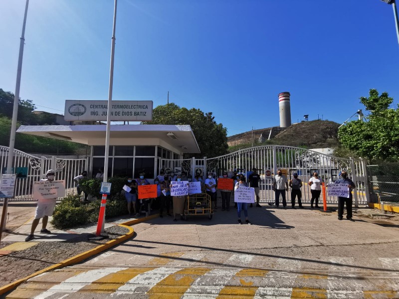 ¡Lo cumplieron! habitantes de Topolobampo se manifestaron en termoeléctrica