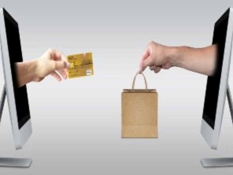 Lo que compras está en riesgo: fábricas bajan empleo y horas