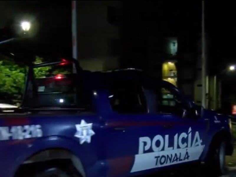 Localizan a mujer y joven sin vida en departamento de Tonalá