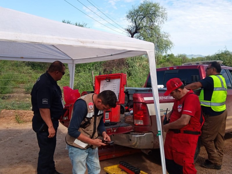 Localizan auto de personas desaparecidas en arroyo