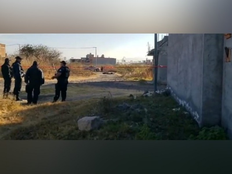 Localizan cadáver de hombre embolsado en Morelia