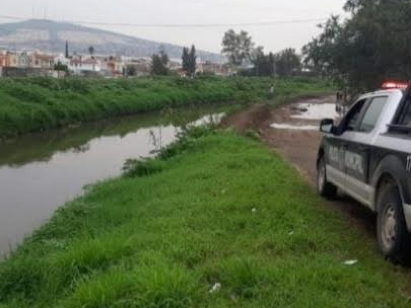 Localizan cadáver en canal de agua en Tlaquepaque