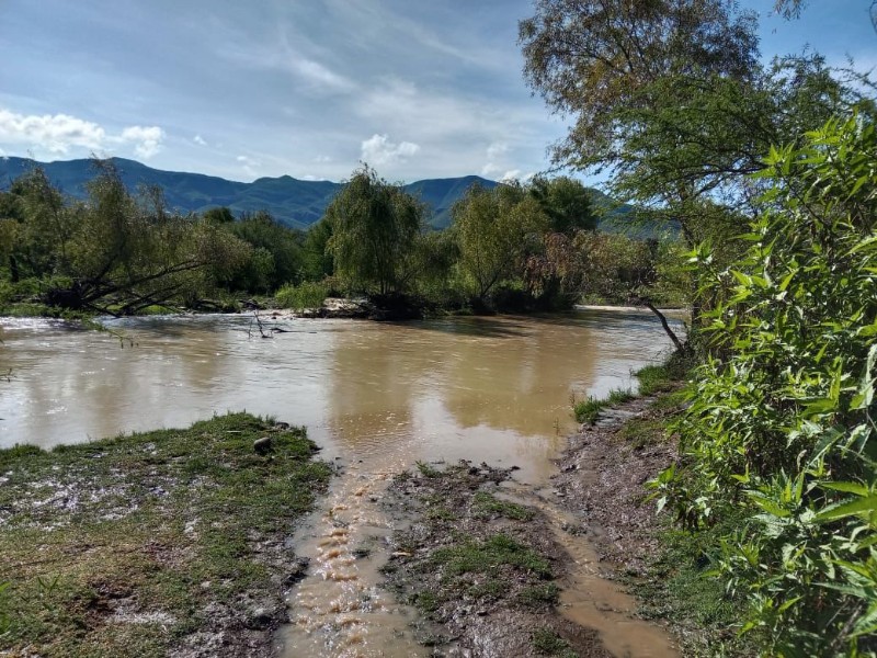 Localizan cuerpo de menor arrastrado por río en el municipio del Mezquital