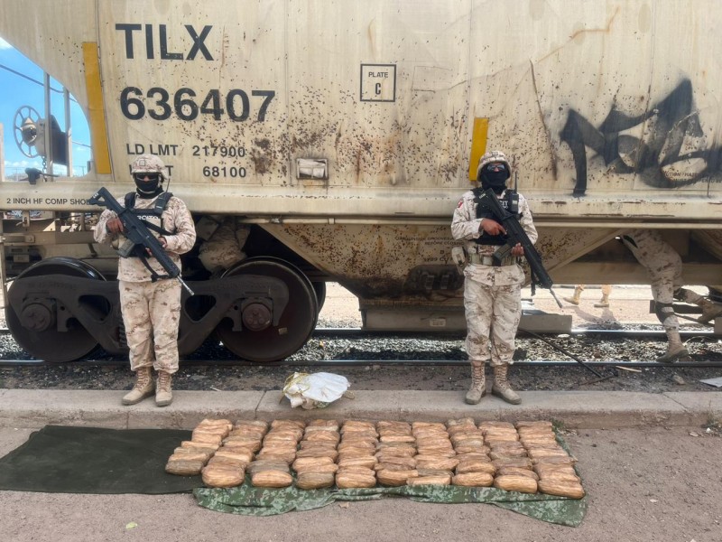 Localizan militares cargamento de droga en vagón del ferrocarril