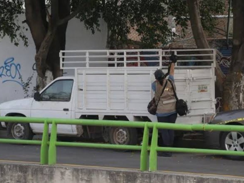 Localizan ocho cuerpos en camioneta en Chilpancingo 