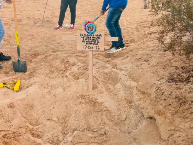 Localizan tres fosas con restos humanos en zona desértica de San Luis