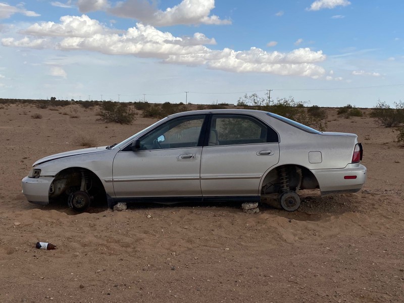 Localizan vehículo con reporte de robo en BC