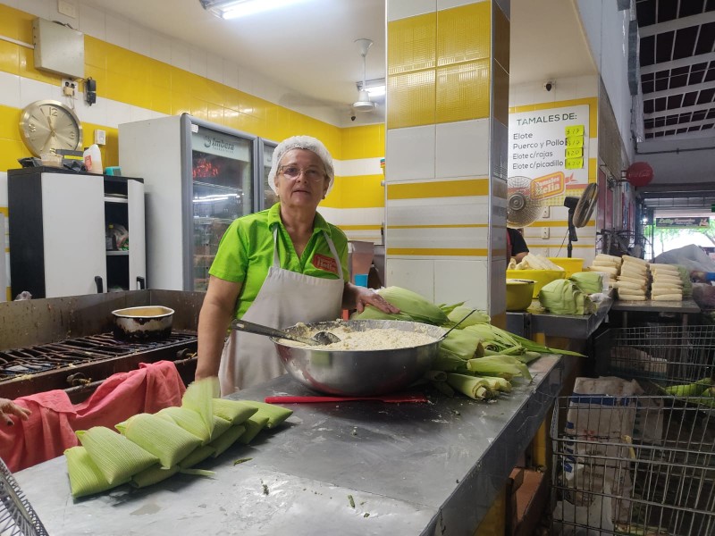 Locatarios del mercado en Salvador Alvarado recienten regreso a clases