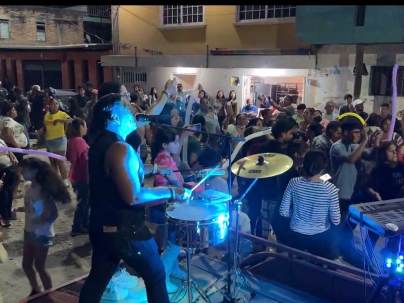 Lodo Fest reúne a vecinos entre el lodo y la música