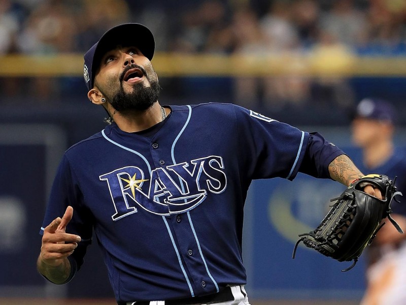 Logra Sergio Romo atípico salvamento