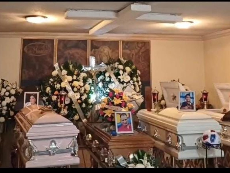 Loreto despide a familia asesinada tras ataque armado