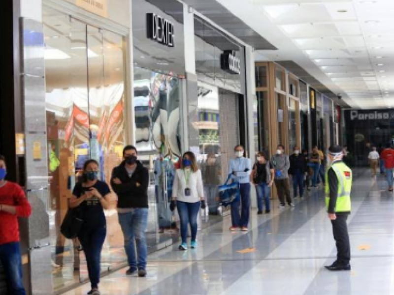 Los 17 centros comerciales respetan nueva normalidad: Canaco