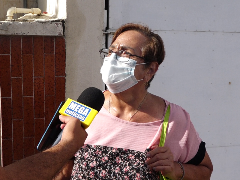 Los coches como quiera, caminar por calles inundadas: un martirio