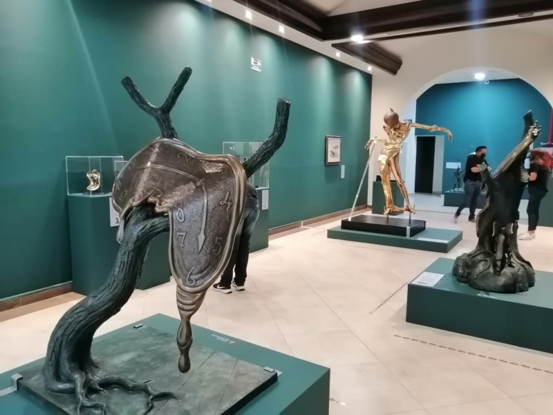 Los Mochis recibe a Salvador Dalí con su exposición ''Sueños''