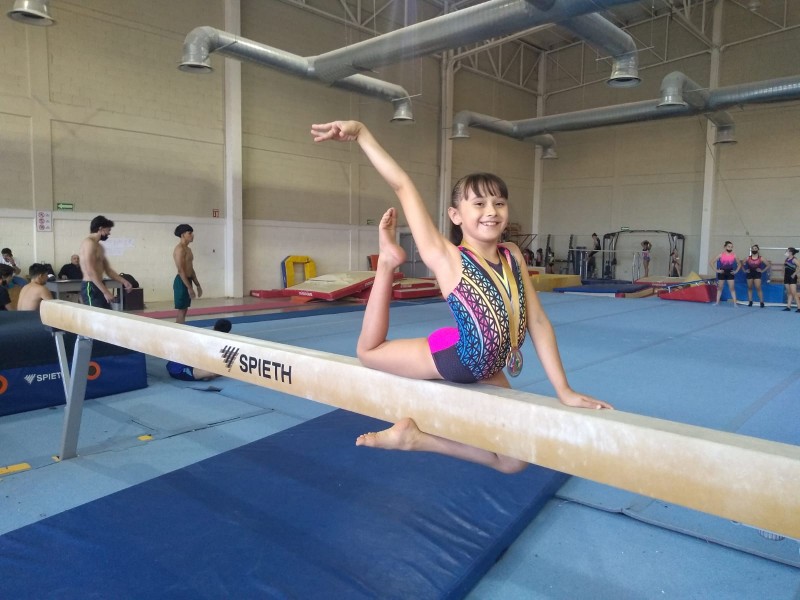 Lourdes Olea gana el oro en Olimpiada Nacional de Gimnasia