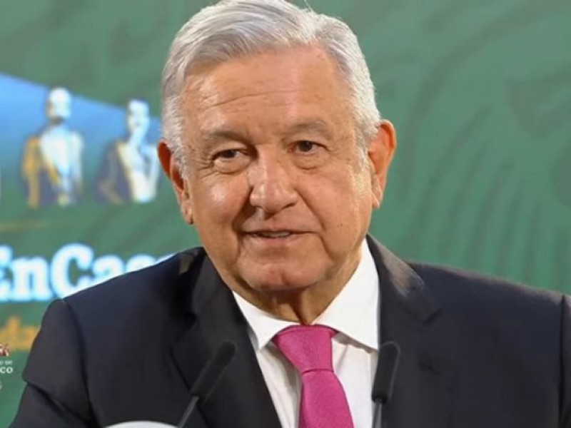 Lucha de Félix debe ser pacífica, no con violencia; AMLO