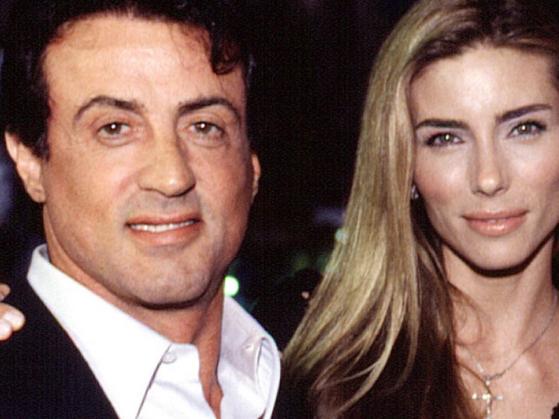 Luego de 25 años de casados Sylvester Stallone se divorcia
