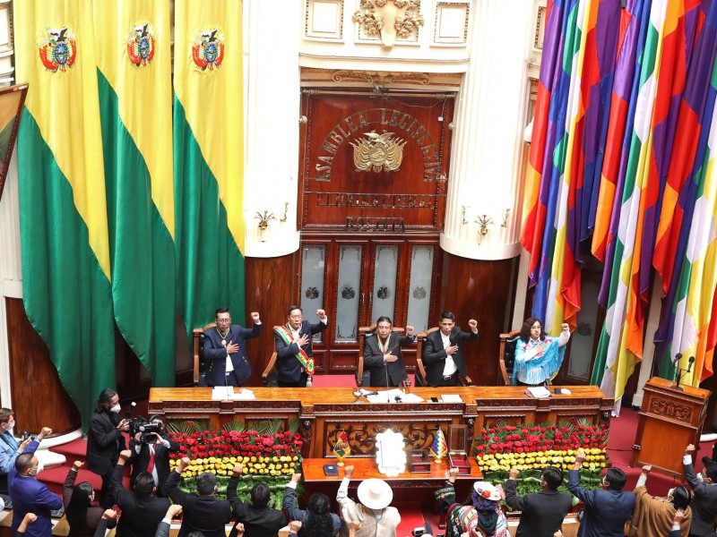 Luis Arce es investido como nuevo presidente de Bolivia