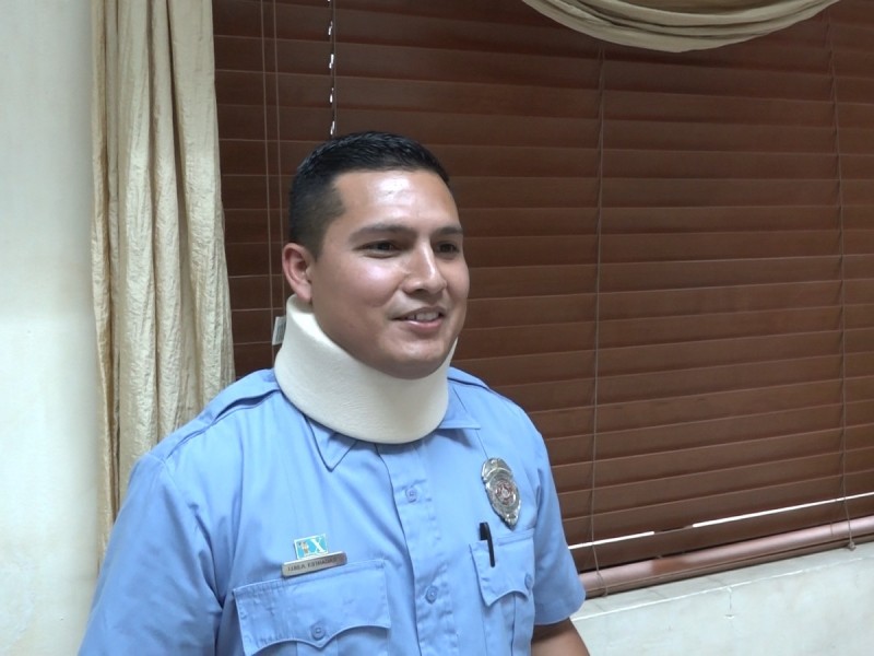 Luis Estrada, bombero que salvó a su compañero de incendio