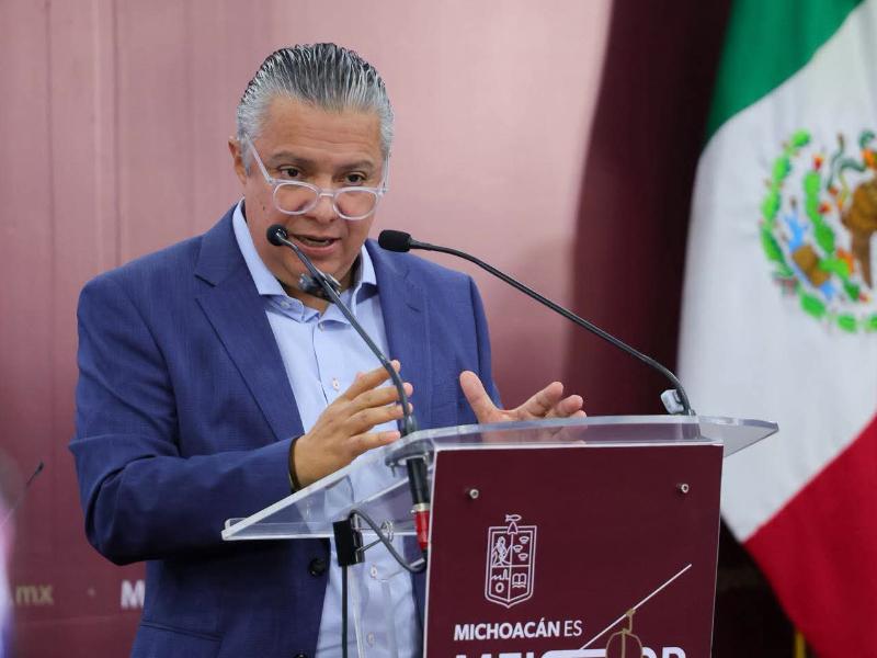 Luis Navarro renuncia a Finanzas, aspirará a la alcaldía de Morelia