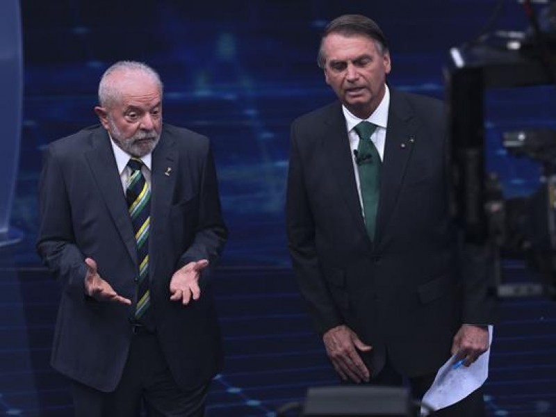 Lula y Bolsonaro cierran campañas