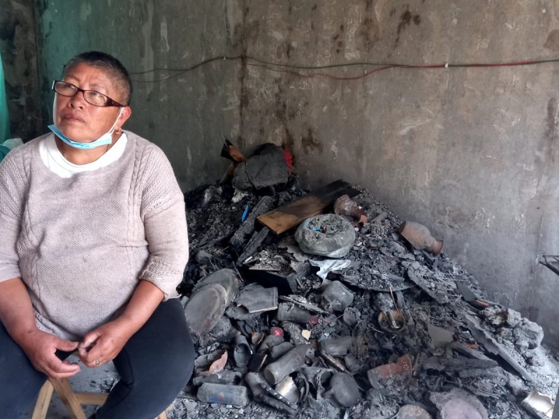 Lulú lo perdió todo tras incendiarse su hogar; piden apoyo