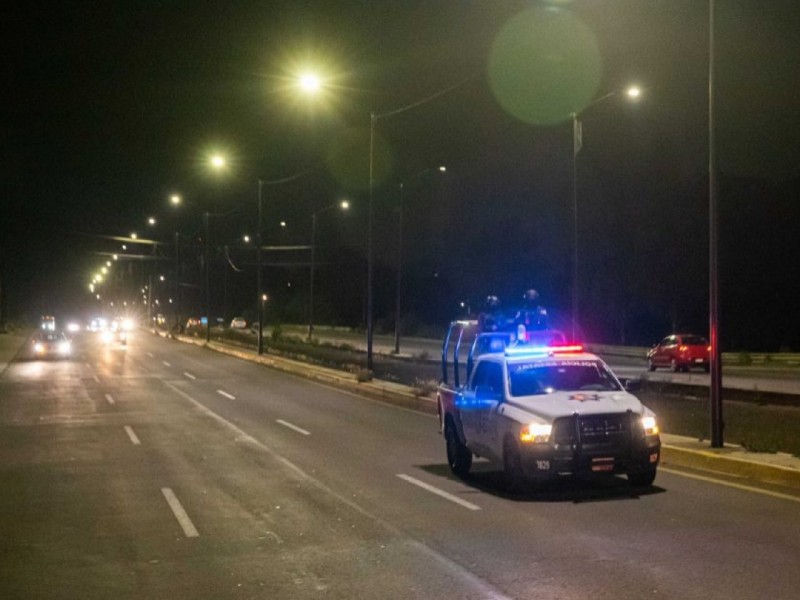 Luminarias de periferico fallan por lluvias y accidentes