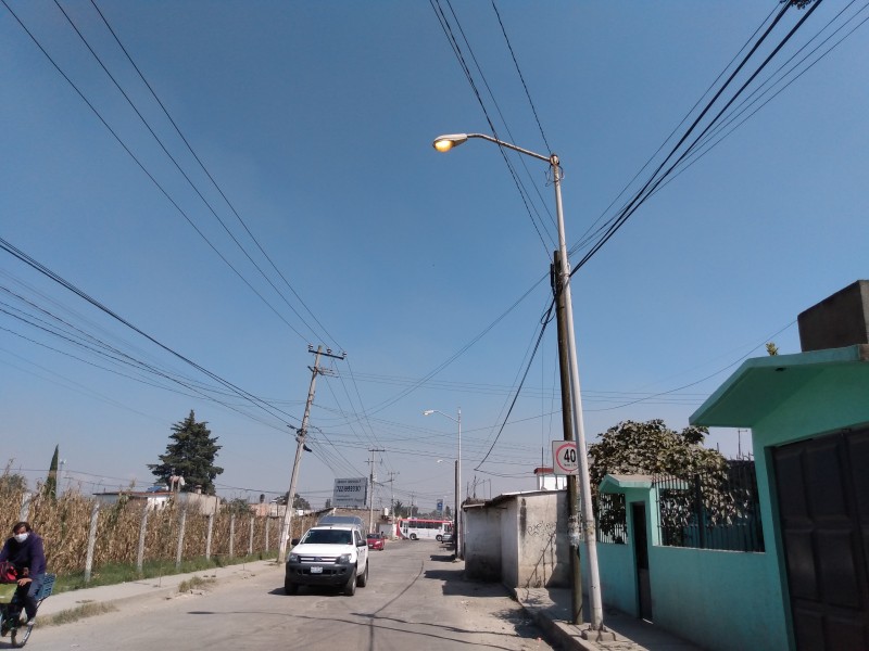 Dejan luminarias encendidas las 24hrs en Otzacatipan