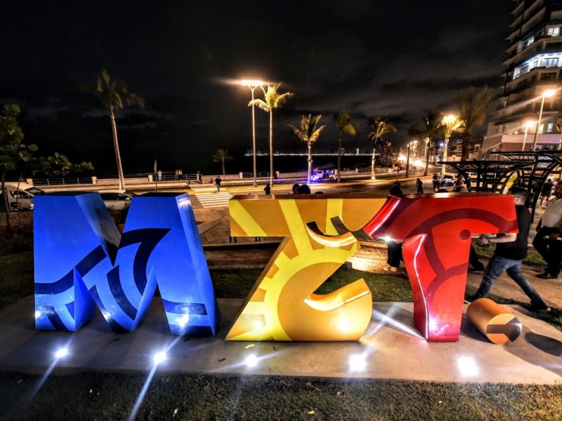 Luminarias led en Mazatlán, alcalde defiende ese programa