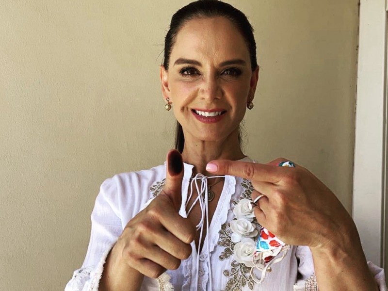 Lupita Jones pide acudir a votar sin miedo, ante incidentes